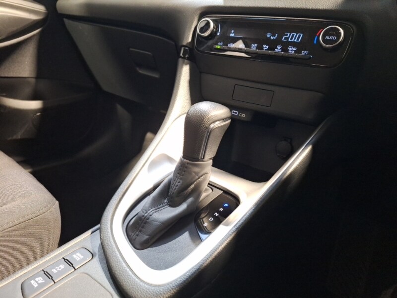 Used Mazda Mazda2 HYBRID 2024 for sale - 77815697: Photo 11