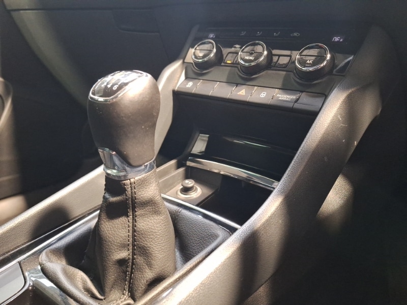 Used Skoda Karoq 2020 for sale - 76325539: Photo 11