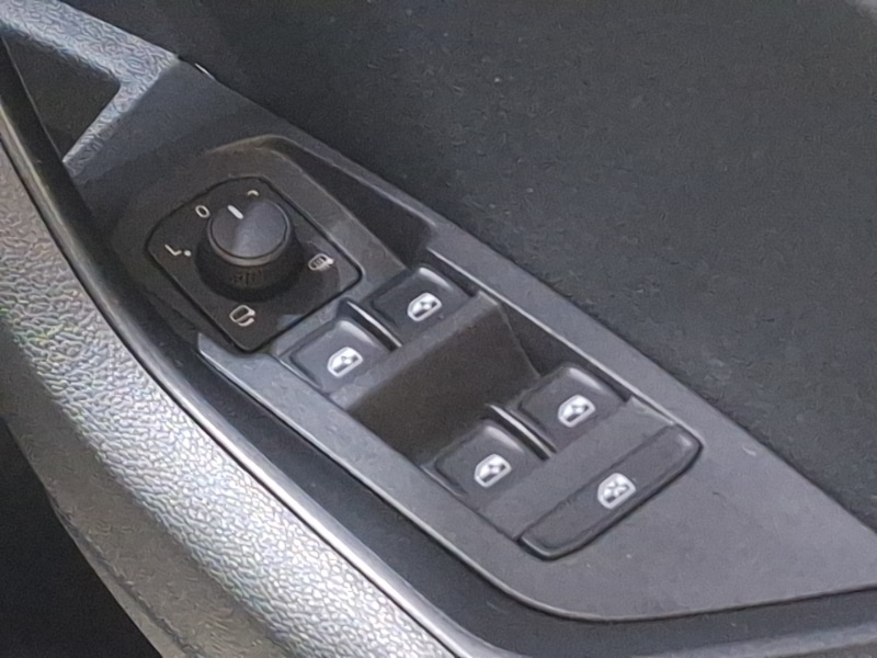 Used Skoda Karoq 2020 for sale - 76325539: Photo 14