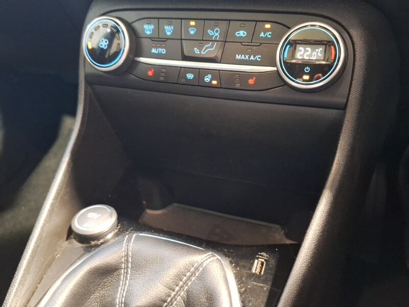 Used Ford Fiesta 2018 for sale - 78203145: Photo 19