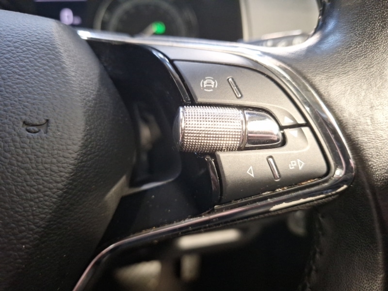 Used Skoda Karoq 2021 for sale - 76301697: Photo 15