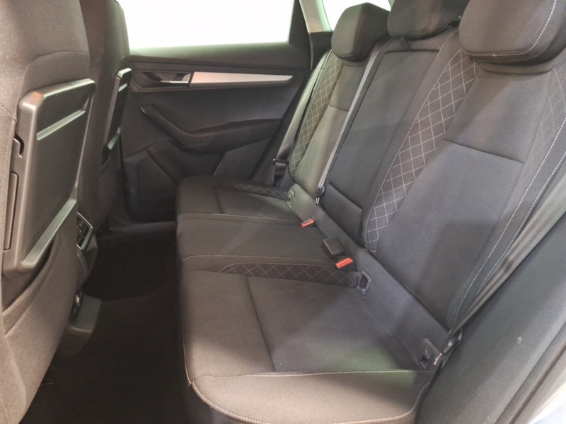 Used Skoda Karoq 2021 for sale - 76301697: Photo 6