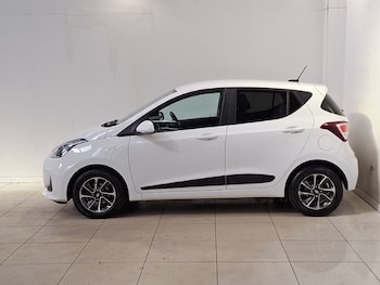 Used Hyundai i10 2017 for sale - 78369450: Photo