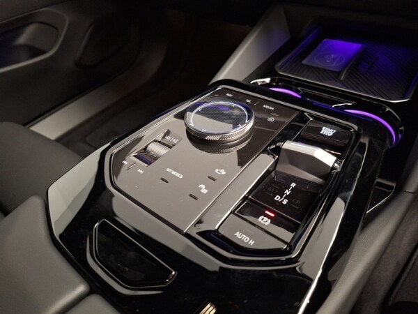 Used BMW 5 Series 2025 for sale - 75576103: Photo 16