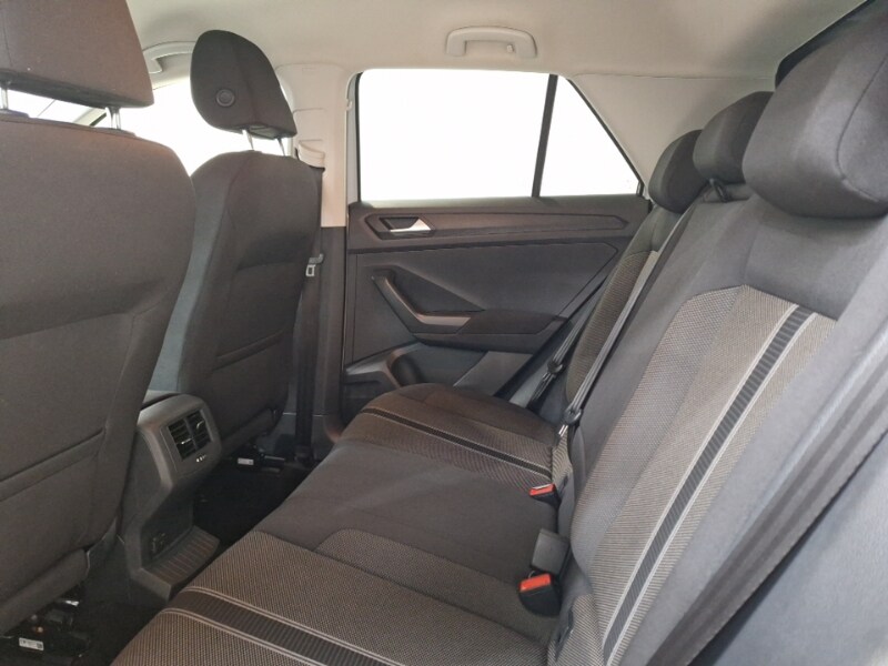 Used Volkswagen T-Roc 2018 for sale - 77947763: Photo 6