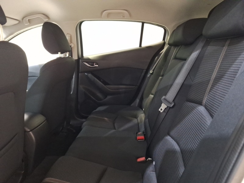 Used Mazda Mazda3 2017 for sale - 76343498: Photo 6