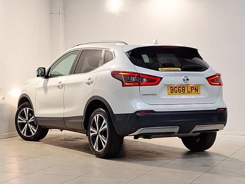 Used Nissan Qashqai 2018 for sale - 77656734: Photo 3
