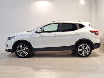 Used Nissan Qashqai 2018 for sale - 77656734: Photo
