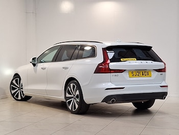 Used Volvo V60 2021 for sale - 78861039: Photo