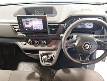 Used Renault Trafic 2024 for sale - 79420409: Photo