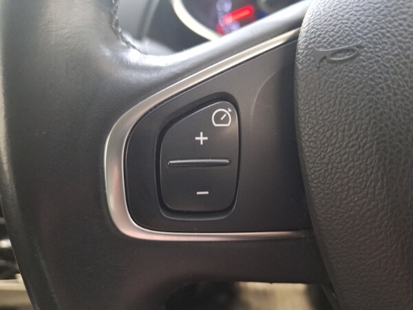 Used Renault Clio 2019 for sale - 76229987: Photo 16