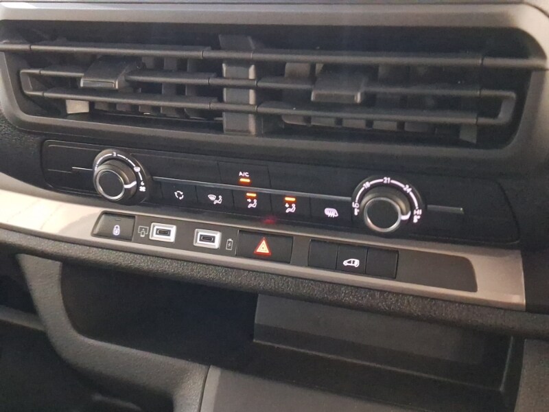 Used Vauxhall Vivaro 2024 for sale - 76707986: Photo 17