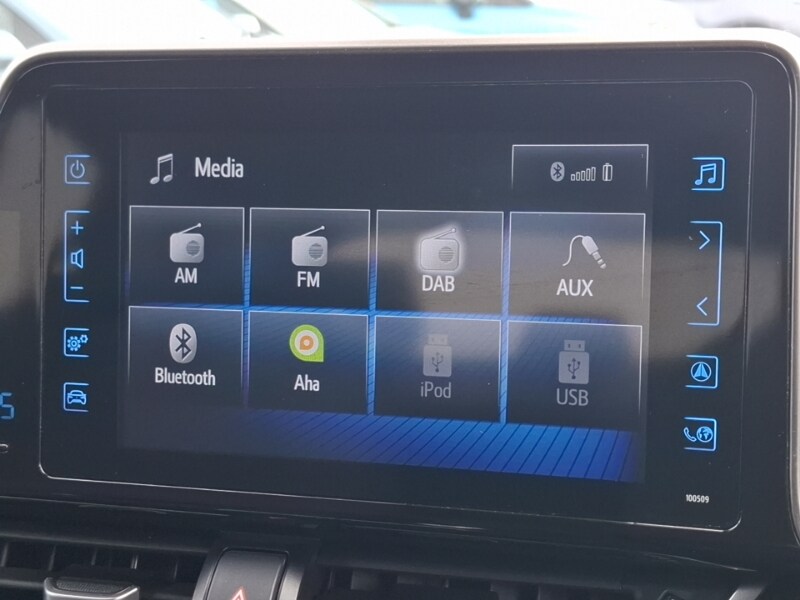 Used Toyota C-HR 2018 for sale - 78151435: Photo 11