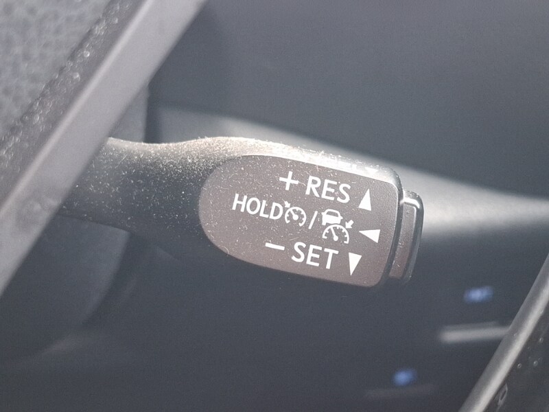 Used Toyota C-HR 2018 for sale - 78151435: Photo 17