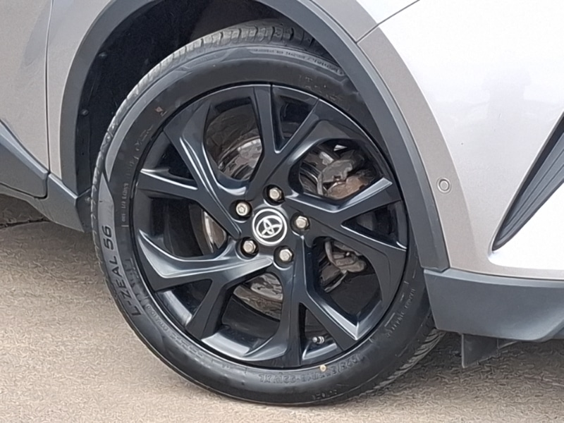 Used Toyota C-HR 2018 for sale - 78151435: Photo 9