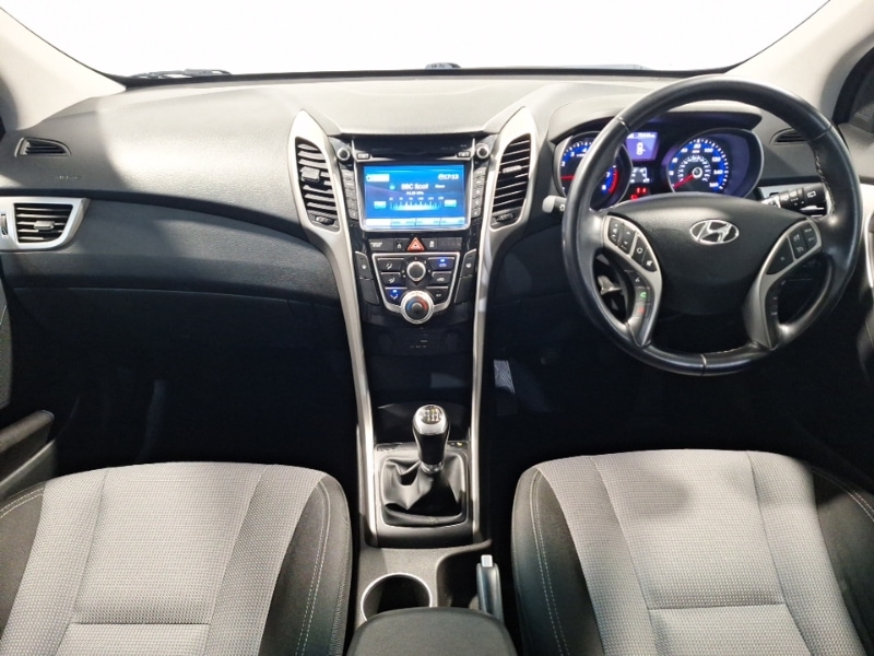 Used Hyundai i30 2016 for sale - 76583592: Photo 2