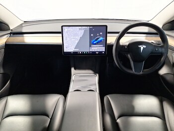 Used Tesla Model 3 2021 for sale - 77689982: Photo