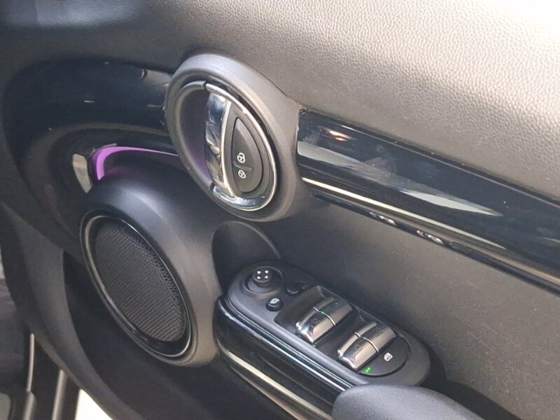 Used MINI Convertible 2023 for sale - 77939037: Photo 14