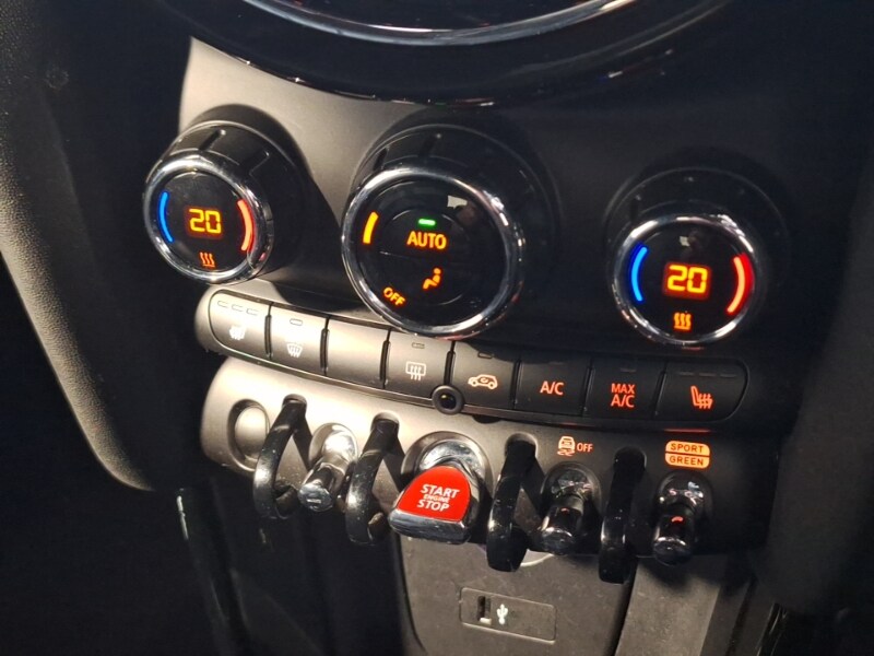 Used MINI Convertible 2023 for sale - 77939037: Photo 18