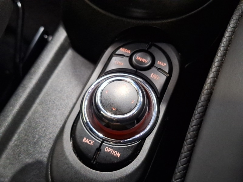 Used MINI Convertible 2023 for sale - 77939037: Photo 19