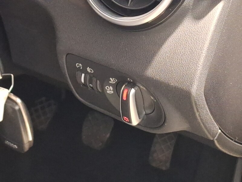 Used Audi A1 2014 for sale - 77209190: Photo 15