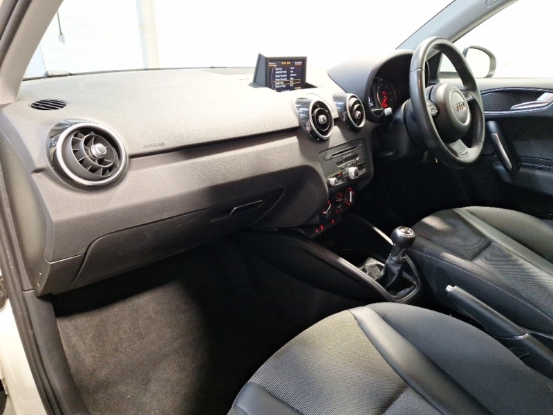 Used Audi A1 2014 for sale - 77209190: Photo 5