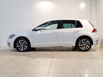 Used Volkswagen Golf 2019 for sale - 74464005: Photo