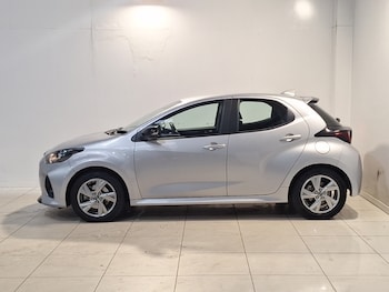 Used Mazda Mazda2 HYBRID 2024 for sale - 76258367: Photo 4