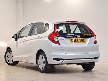 Used Honda Jazz 2019 for sale - 77708064: Photo