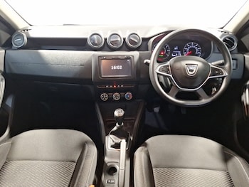 Used Dacia Duster 2019 for sale - 76369659: Photo