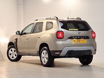 Used Dacia Duster 2019 for sale - 76369659: Photo