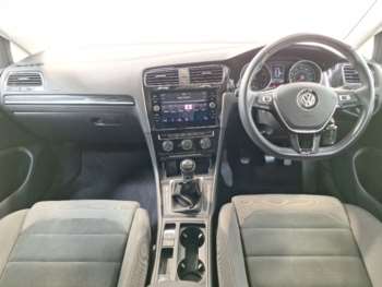 Used Volkswagen Golf 2018 for sale - 75036394: Photo