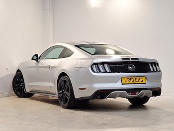 Used Ford Mustang 2018 for sale - 78041177: Photo