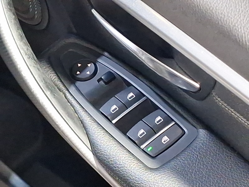 Used BMW 3 Series 2018 for sale - 76656672: Photo 14