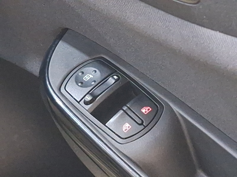 Used Vauxhall Corsa 2016 for sale - 76403997: Photo 14