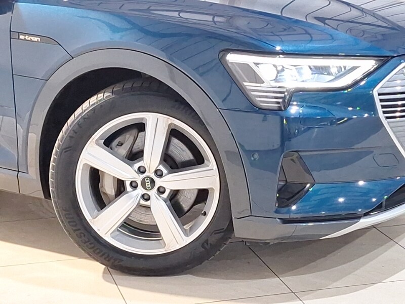 Used Audi e-tron 2021 for sale - 77034966: Photo 9