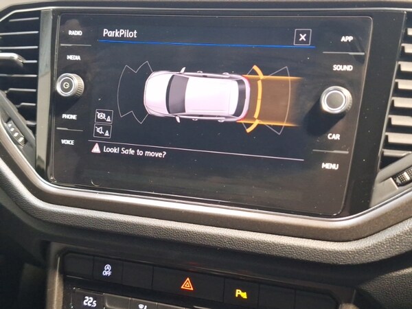 Used Volkswagen T-Roc 2019 for sale - 76160424: Photo 10