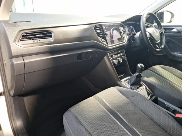 Used Volkswagen T-Roc 2019 for sale - 76160424: Photo 5
