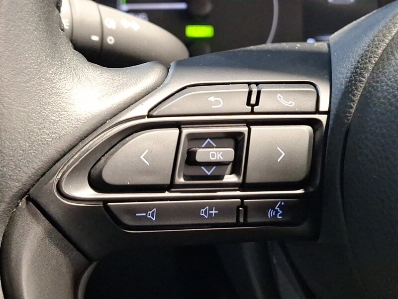 Used Toyota Yaris 2022 for sale - 76583593: Photo 15