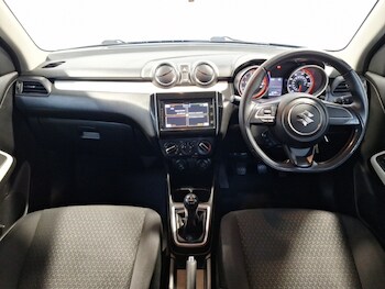 Used Suzuki Swift 2018 for sale - 77708031: Photo