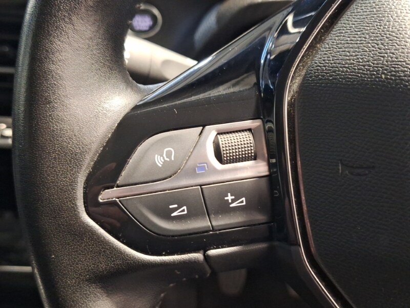 Used Peugeot 208 2021 for sale - 77078314: Photo 15