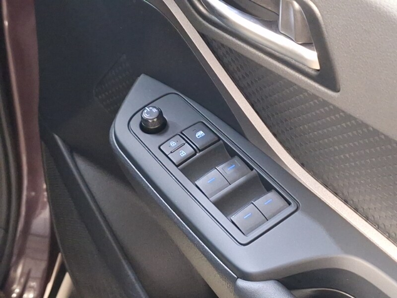 Used Toyota C-HR 2023 for sale - 77846950: Photo 14