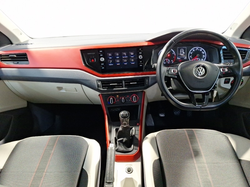 Used Volkswagen Polo 2018 for sale - 76846861: Photo 2