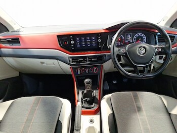 Used Volkswagen Polo 2018 for sale - 76846861: Photo