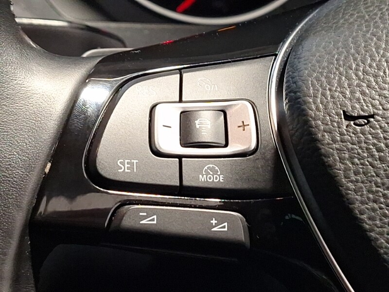 Used Volkswagen Tiguan 2018 for sale - 77284640: Photo 16