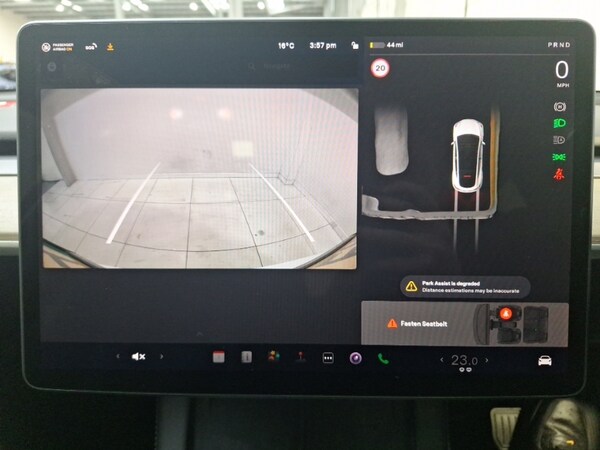 Used Tesla Model Y 2023 for sale - 76233800: Photo 10