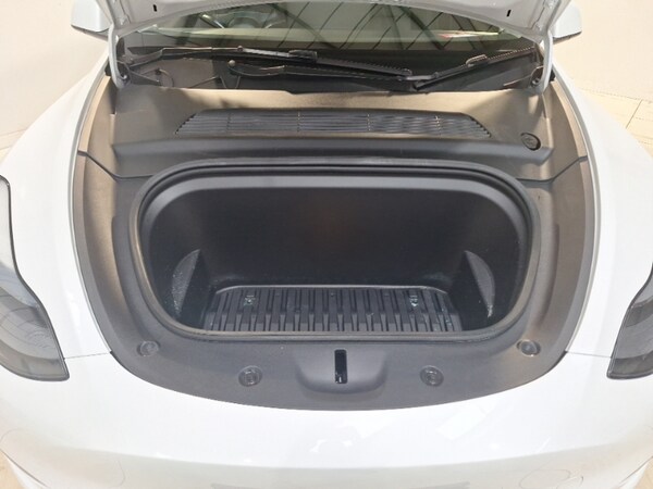 Used Tesla Model Y 2023 for sale - 76233800: Photo 12
