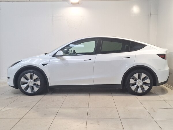 Used Tesla Model Y 2023 for sale - 76233800: Photo 4