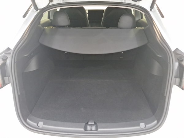 Used Tesla Model Y 2023 for sale - 76233800: Photo 8