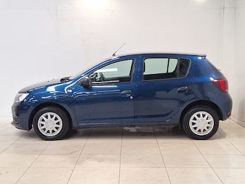 Used Dacia Sandero 2019 for sale - 79218321: Photo